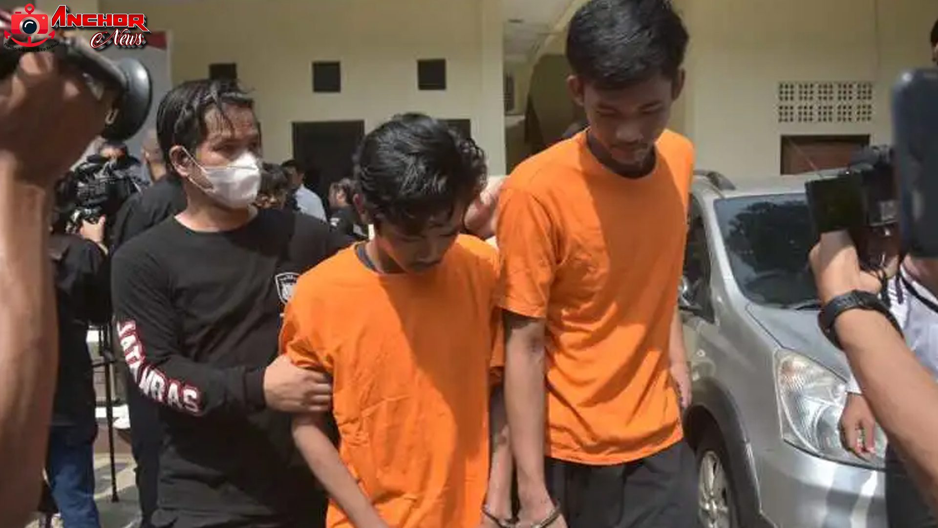 Aksi Gila Buruh Bekasi Lawan 2 Begal, Pelaku Terpaksa Kabur! 4 Aksi Gila Buruh Bekasi Lawan 2 Begal, Pelaku Terpaksa Kabur!