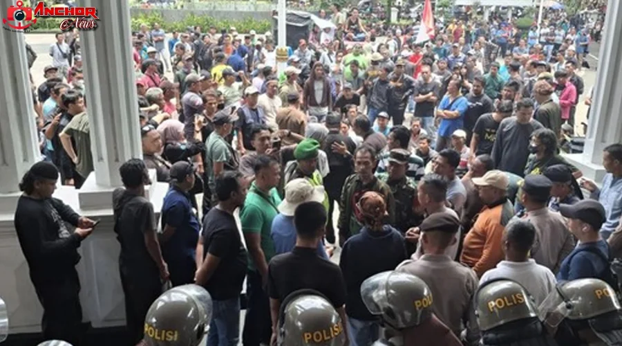 Demo Sopir Angkot Bogor, Penumpang Terjebak 6 Jam Tanpa Arah