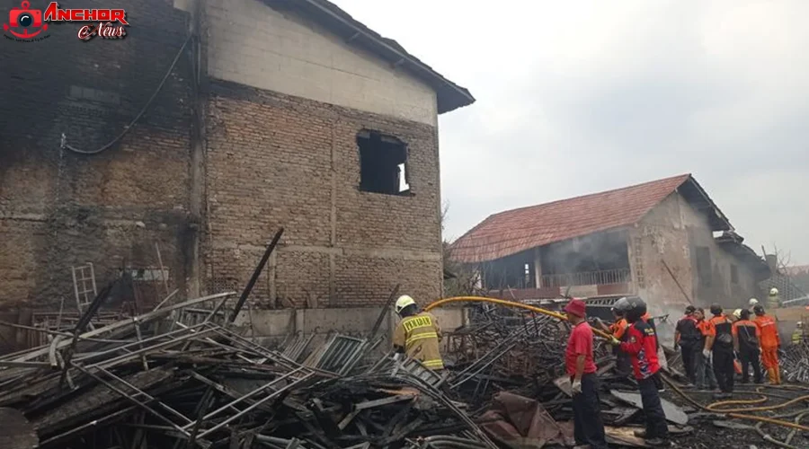 Tragedi 3 Rumah Terbakar di Cakung Akibat Lupa Matikan Kompor