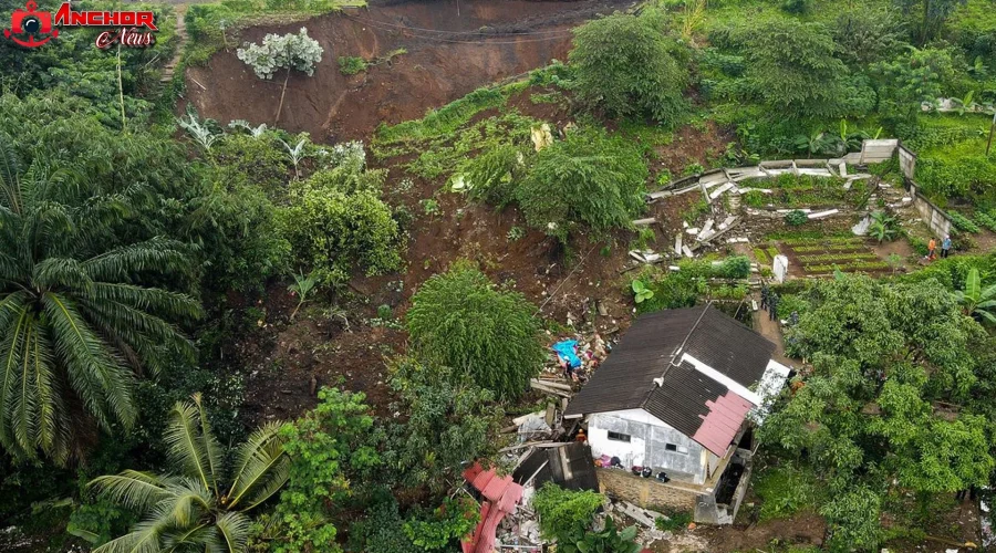 Longsor TPT 10 Meter Jadi Persoalan Baru, 22 Warga Bogor Kena Dampak 1 Longsor TPT 10 Meter Jadi Persoalan Baru, 22 Warga Bogor Kena Dampak