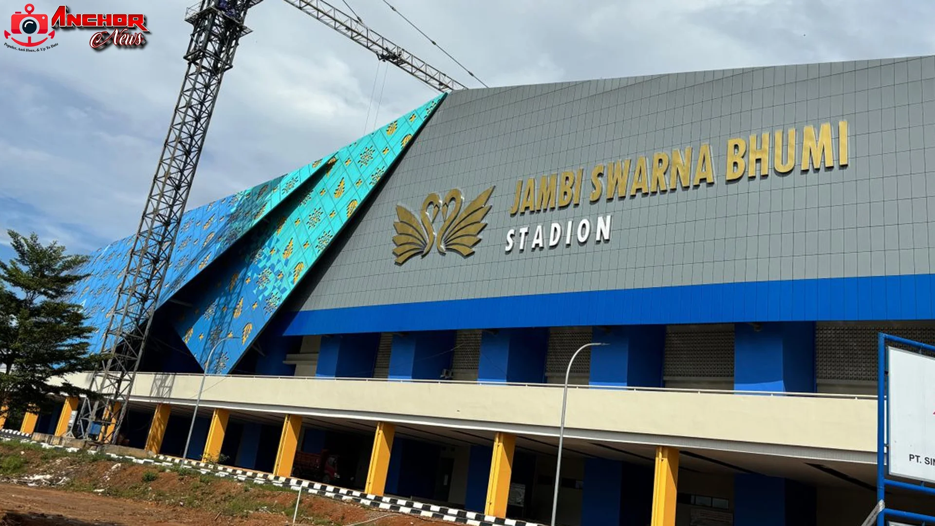 5 Tindakan Gubernur Jambi Yang Memicu Laporan Ke KPK Soal Stadion