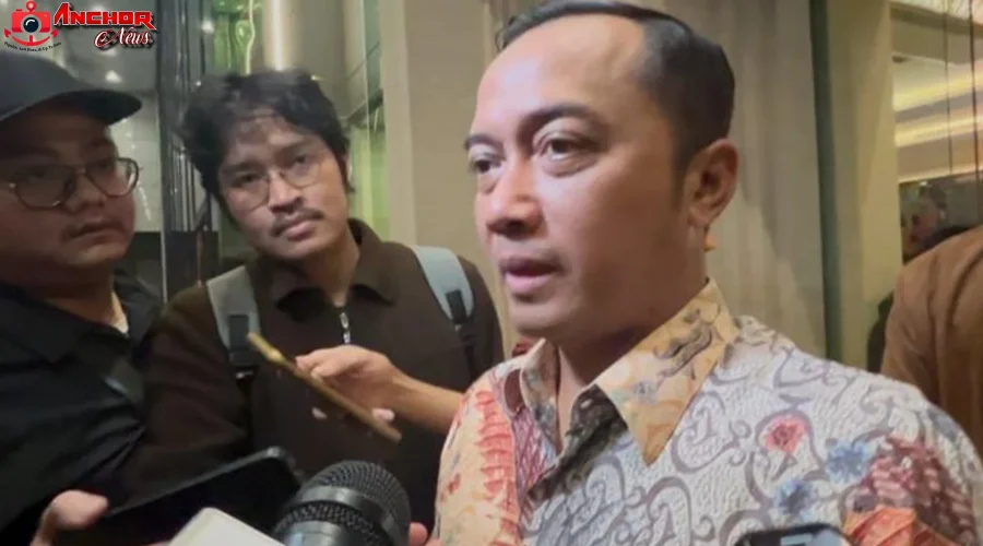 Istana Sedang Proses 1 Surat Pengunduran Diri Ketua OJK Secara Resmi