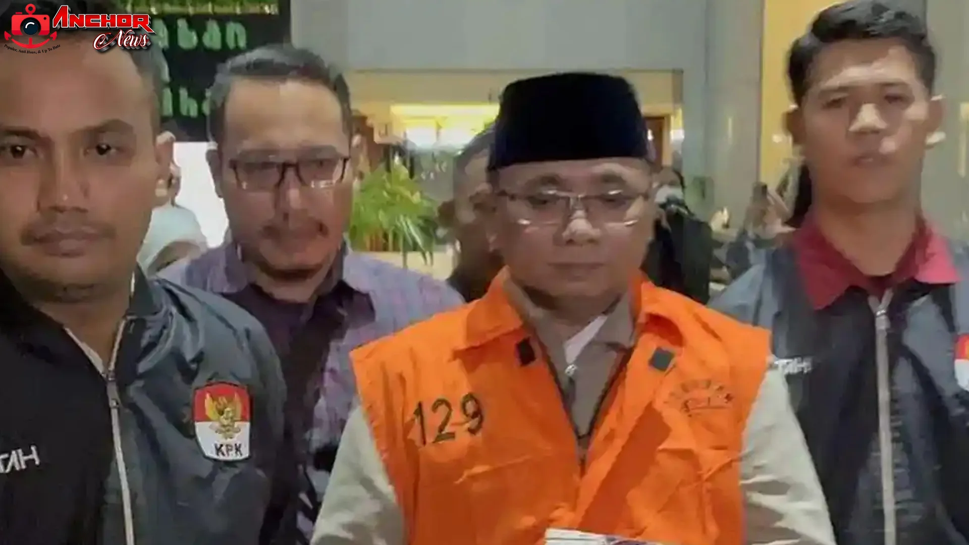 CW Ungkap 5 Bonus Fakta soal Status Tahanan Yaqut di KPK