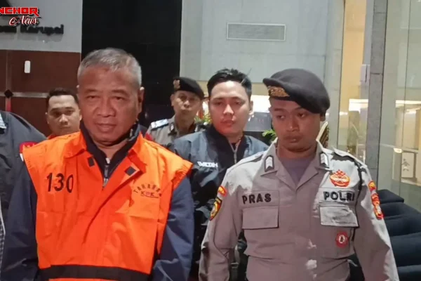 Uang Hasil Peras Brutal OPD 63 Juta Dipakai Bupati Beli Sepatu LV