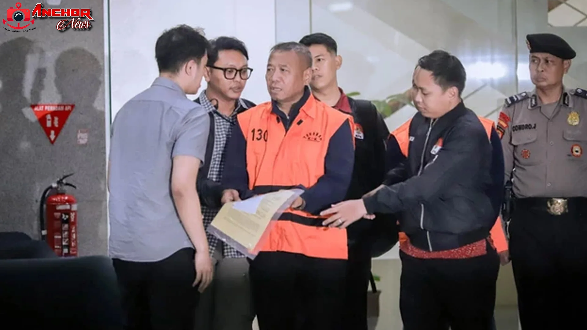 Uang Hasil Peras Brutal OPD 63 Juta Dipakai Bupati Beli Sepatu LV